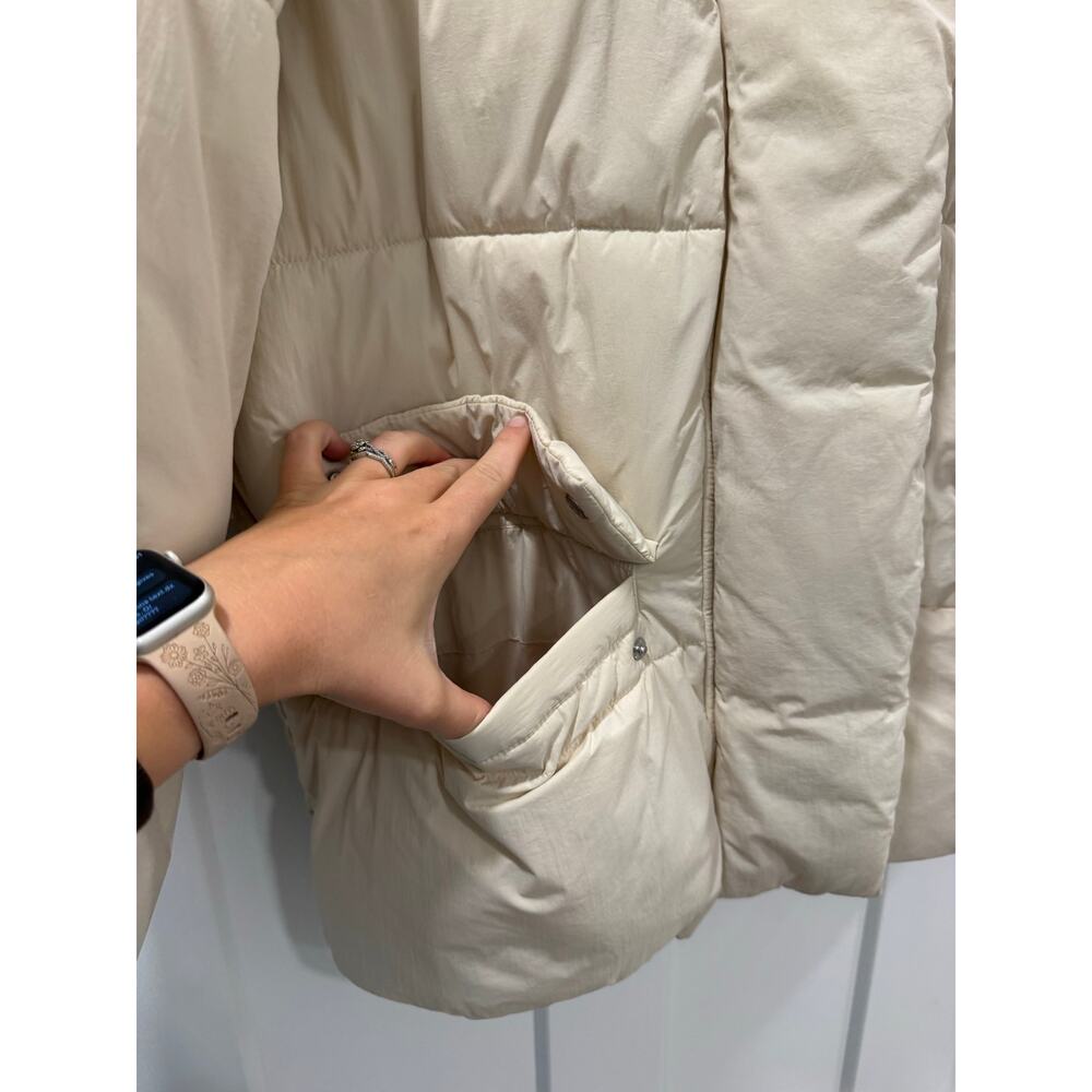American Eagle Tan Puffer Coat size M - Picture 5 of 7
